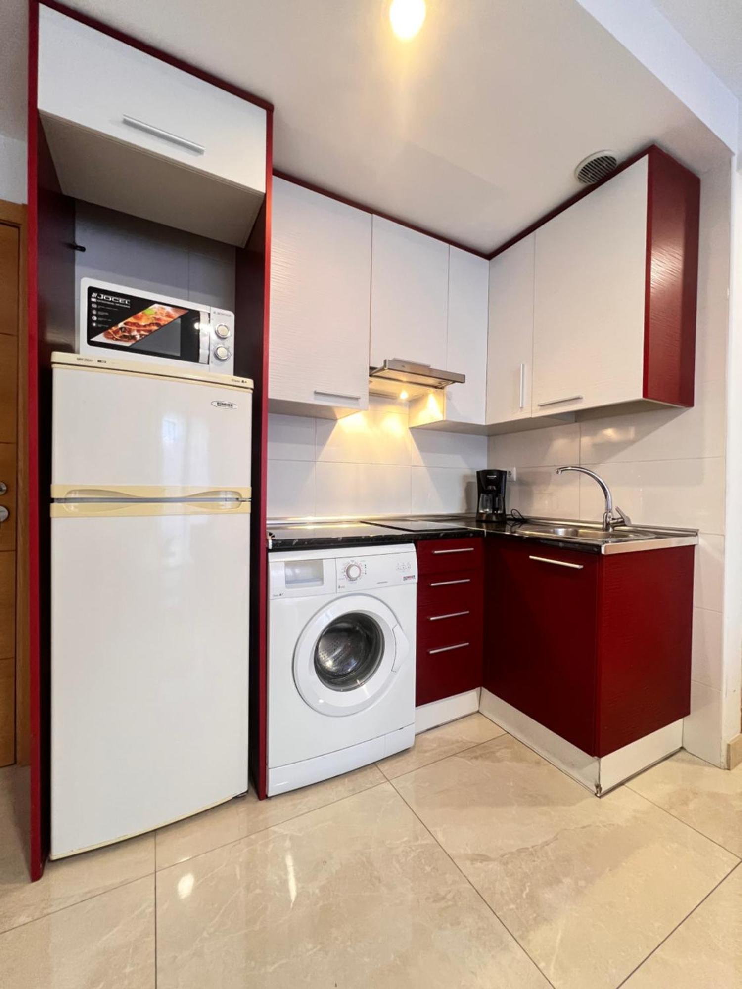 Fabuloso Apartamento Completo Centro Ciudad Mostoles Exterior photo